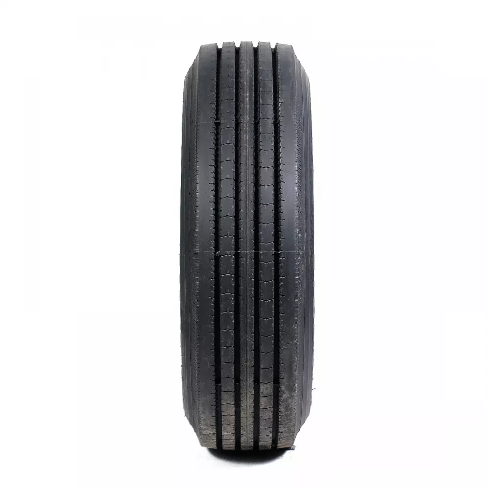 Грузовая шина 235/75 R17,5 Long March LM-216 18PR в Первоуральске