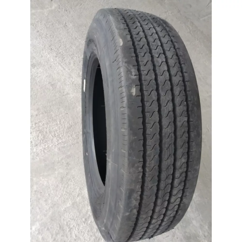 Грузовая шина 255/70 R22,5 Long March LM-120 16PR в Первоуральске