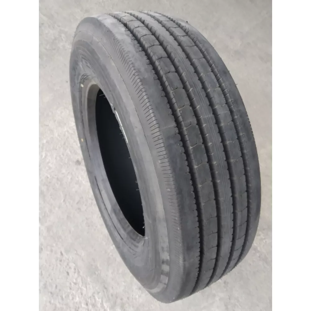 Грузовая шина 245/70 R19,5 Long March LM-216 16PR в Первоуральске